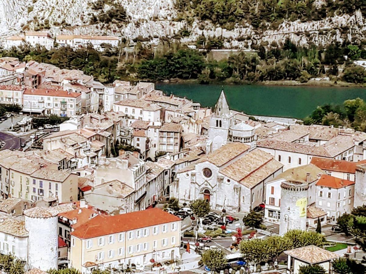 Les Mirabelles Chambres D'Hotes Sisteron Exteriör bild