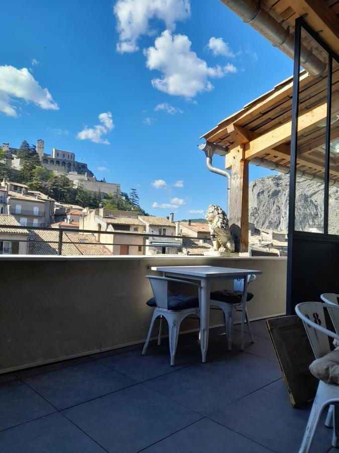 Les Mirabelles Chambres D'Hotes Sisteron Exteriör bild